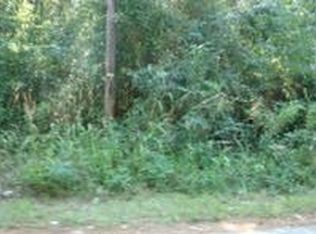 1812 Roche Rd, Sumter, SC 29153