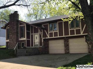 1408 Beechwood Ave, Papillion, NE 68133