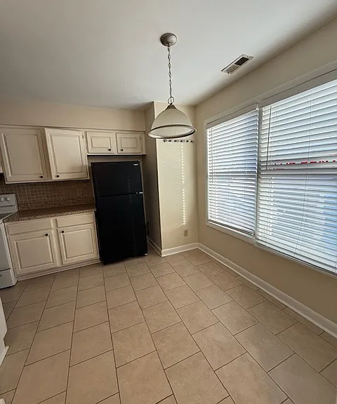 3719 Radford Cir — Photo 3