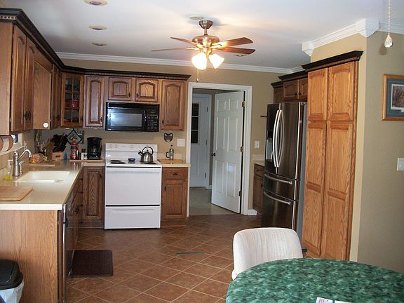 4th image of 6933 Selbly Road