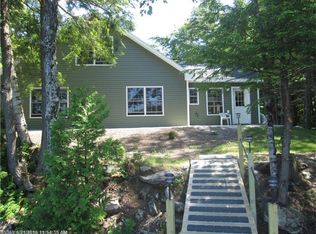115 Minnehonk Lake Rd, Mount Vernon, ME 04352