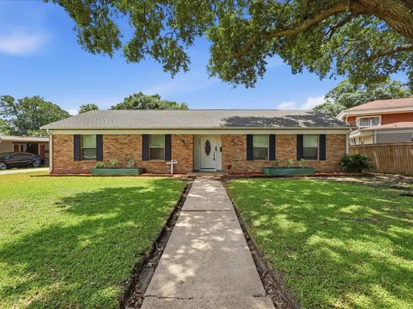 4201 Sequoia Ave, Port Arthur, TX 77642