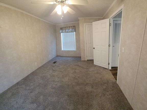 5th image of 6203 Bills Ln