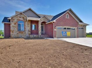 15310 E Weeping Willow Cir, Wichita, KS 67230