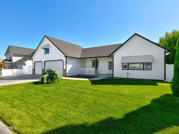 403 S 93rd Ave, Yakima, WA 98908