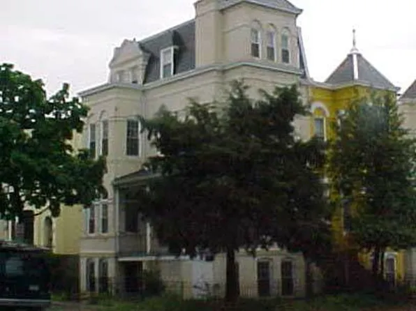 0086 - Liverman/Liverman, 300 3rd St SE APT A, Washington, DC 20003