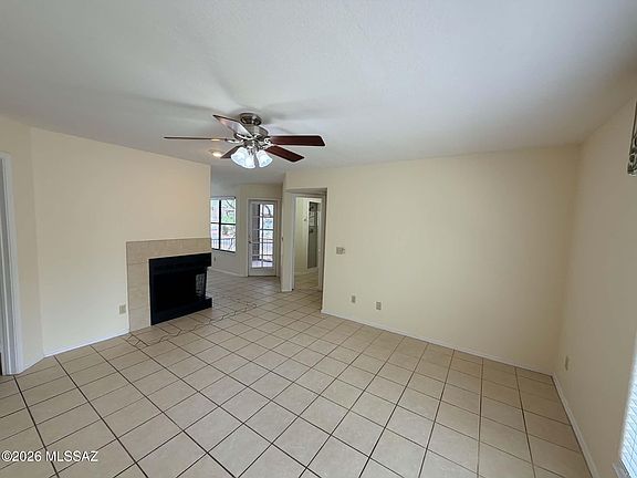 4th image of 6655 N Canyon Crest Dr Unit 12172