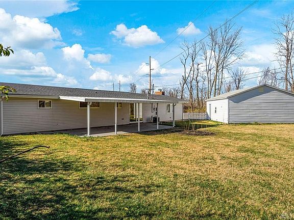 3rd image of 2618 Wendover Dr