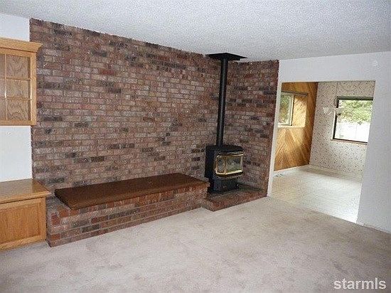 4th image of 1890 Bakersfield St