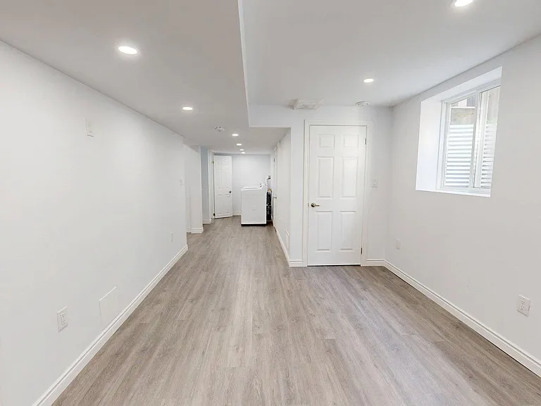 3252 Meadowgate Blvd #LOWER — Photo 18