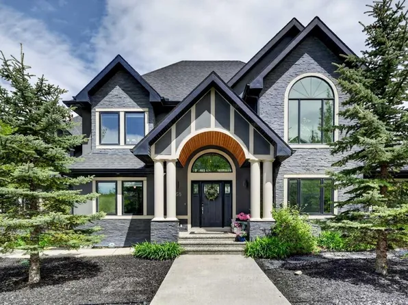 168 S Posthill Dr SW, Calgary, AB T3H 0A8