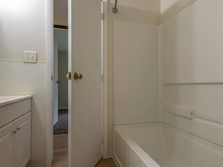 1924 Mohawk Dr — Photo 14