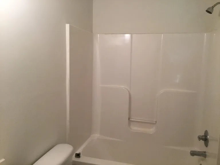 328 Virginia Lee Blvd — Photo 4