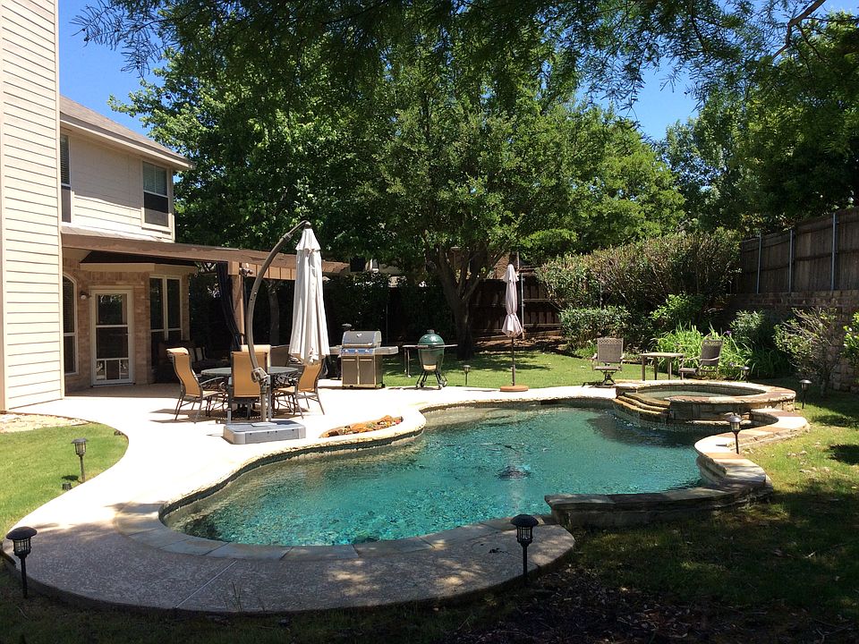1st image of 3109 Southwood Dr