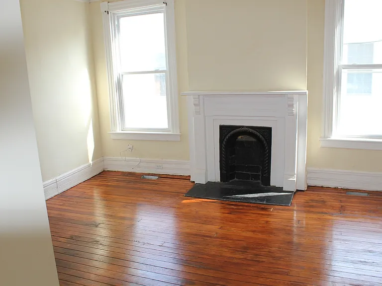 7 S Allen Ave — Photo 6