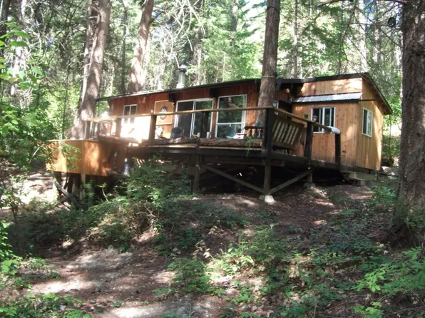 399 Cresta Rd, Squamish Lillooet, BC V0N 3B0