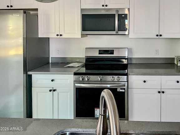2nd image of 5408 S 19TH Avenue