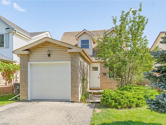 2nd image of 34 Camrose Ct