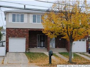 563 Mill Rd, Staten Island, NY 10306