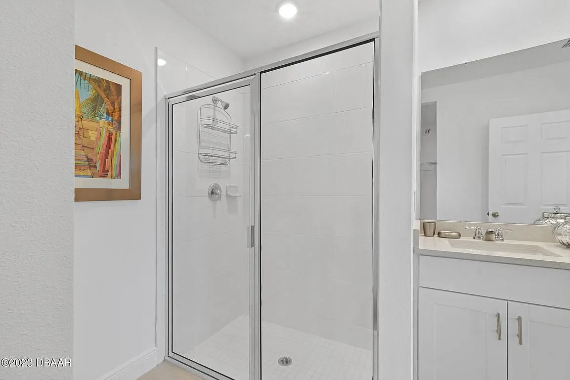 136 Links Terrace Boulevard - 1 — Photo 3