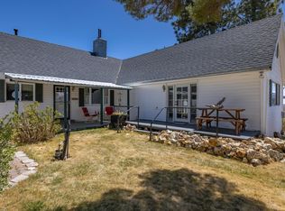 240 Sierra View Dr, Bridgeport, CA 93517