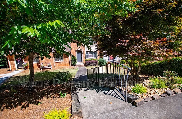 124 Mill Stream Ct — Photo 3