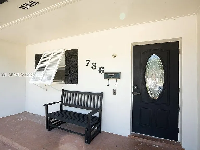 736 Prosperity Farms Rd — Photo 30
