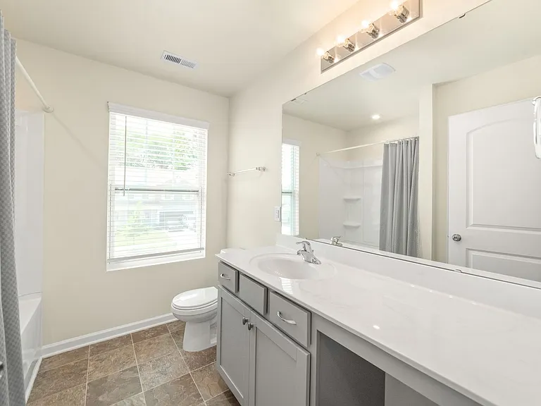 9517 Harvard Oak Ct — Photo 24
