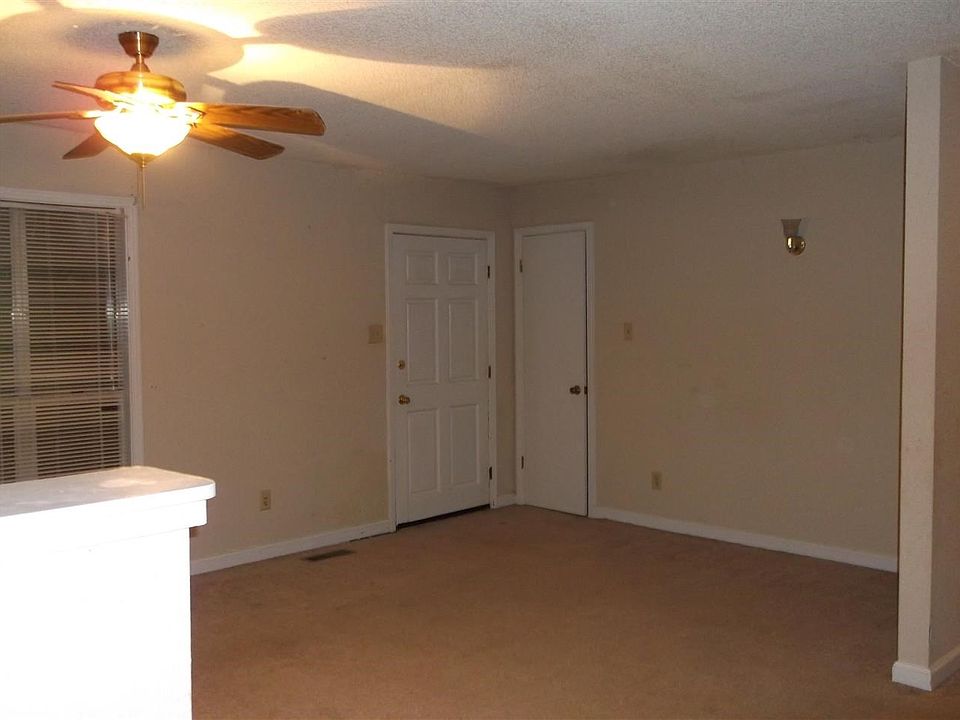 1st image of 66 Corbitt Dr