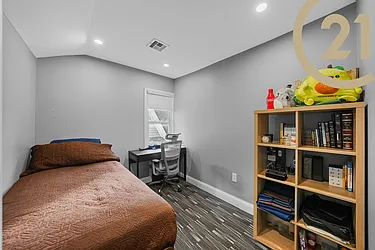 Sold by Century 21 Melanie Kishk Realty