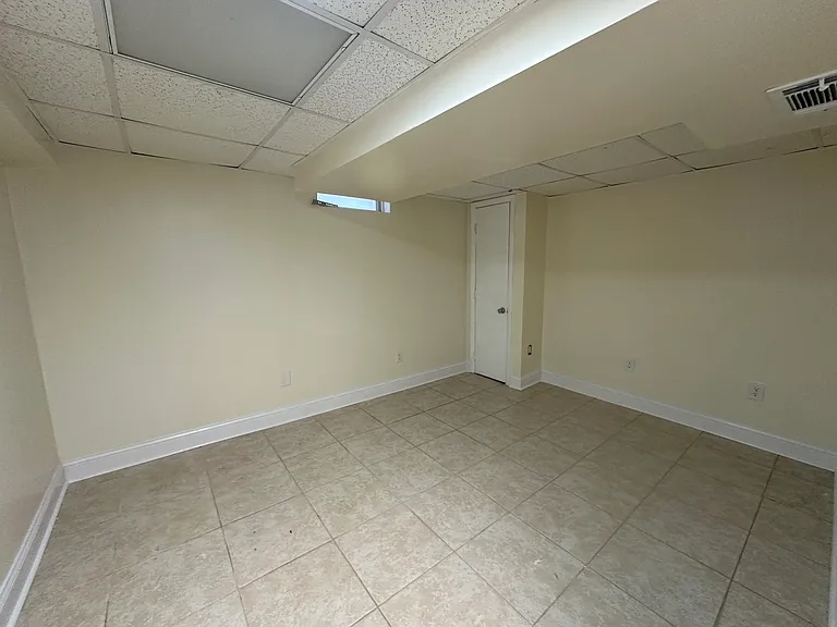 1683 Langford Rd — Photo 14