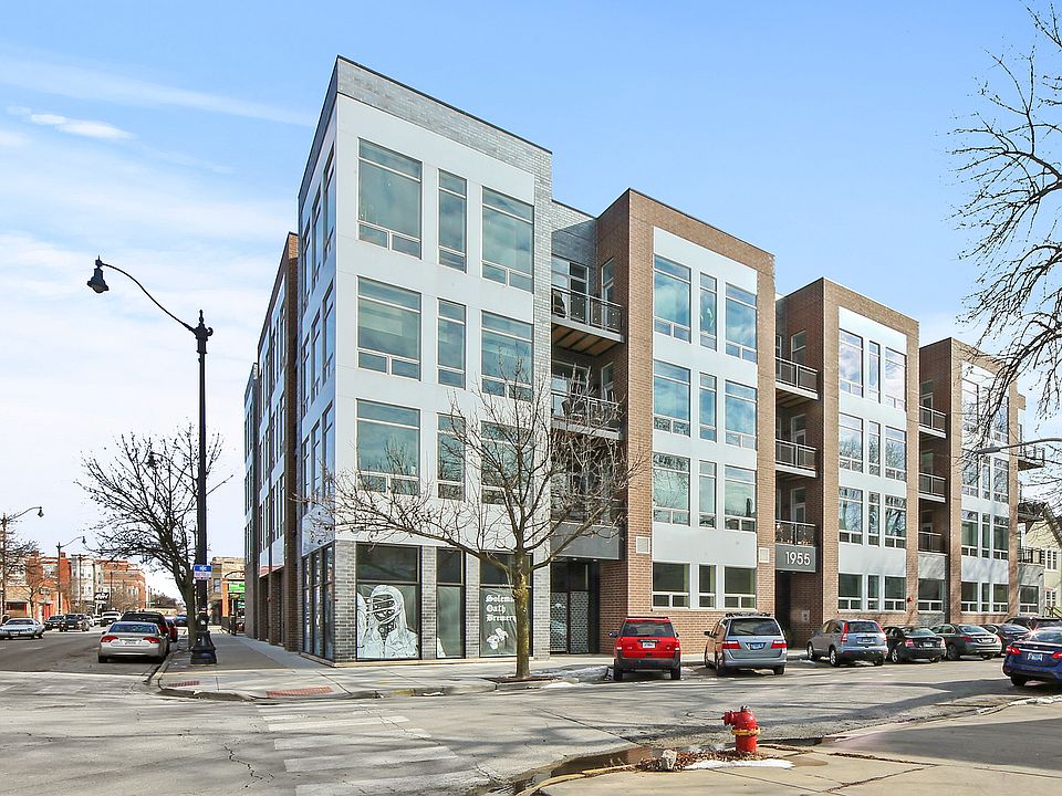 1st image of 1955 N Richmond St APT 207