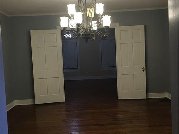 5th image of 206 S Gaines St