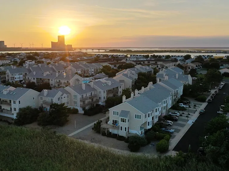 44 Surfside Rd — Photo 31