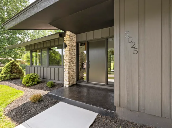 2025 S Arlington Terrace, Springfield, MO 65804