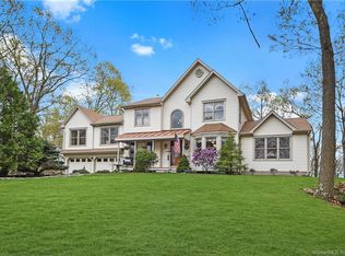 61 Rockwood Dr, Portland, CT 06480