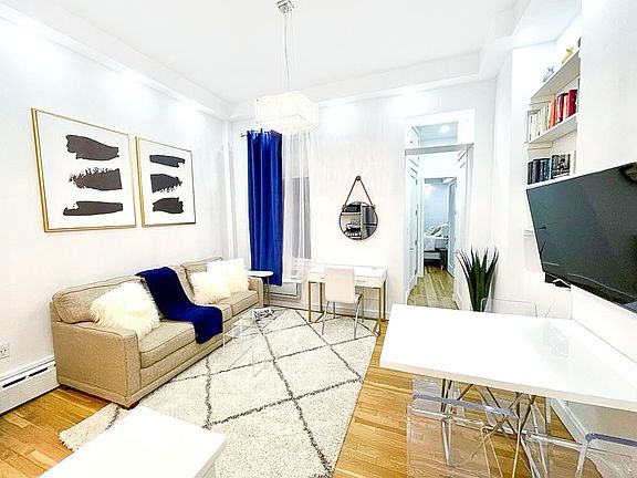 3rd image of 151 E 62nd St APT 2B