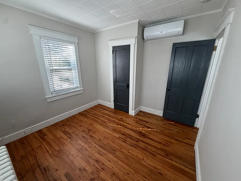Second bedroom/office