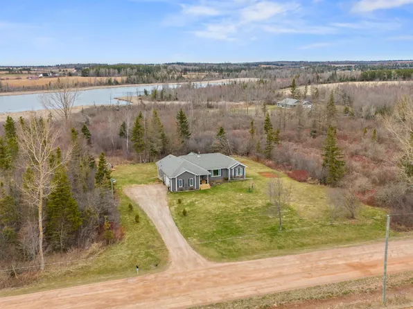 222 Murphy Rd, Saint David's Parish, PE C0B 1M0