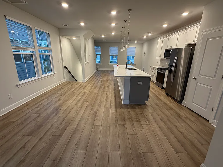 1245 Tice Ln — Photo 8