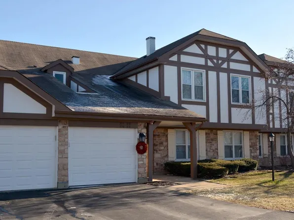 277 Southwick Ct, Vernon Hills, IL 60061
