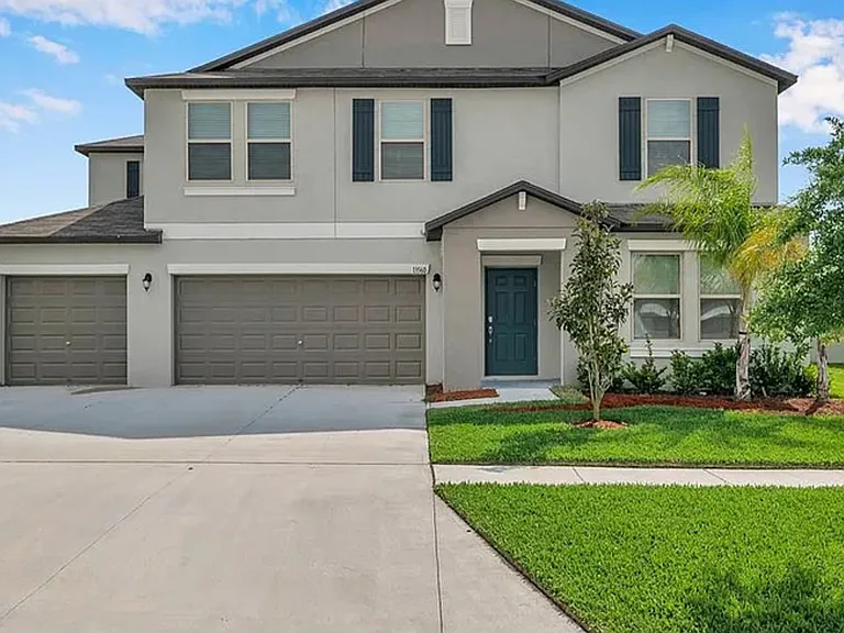 13560 Willow Bluestar Loop — Photo 1