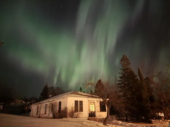 201 W 2nd St, Grand Marais, MN 55604
