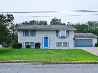 10 Woodside Dr, Milton, PA 17847