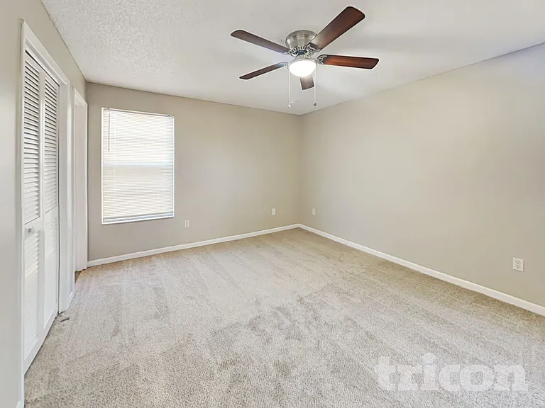 1604 Palm Leaf Dr — Photo 8