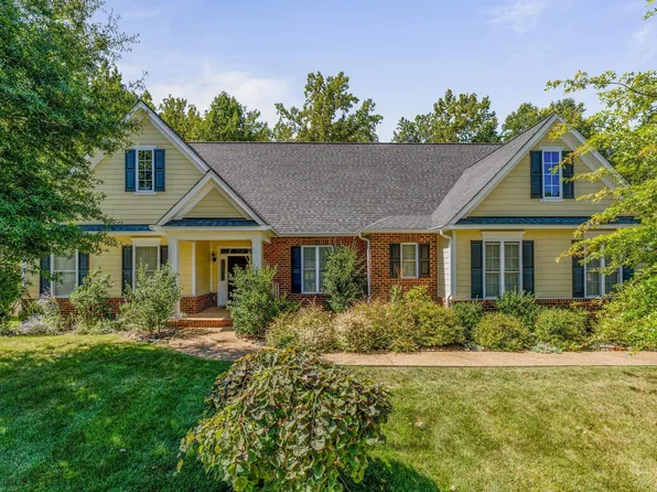 1842 Hyland Creek Dr, Charlottesville, VA 22911