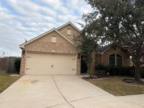 10902 Brighton Gardens Dr, Richmond, TX 77406