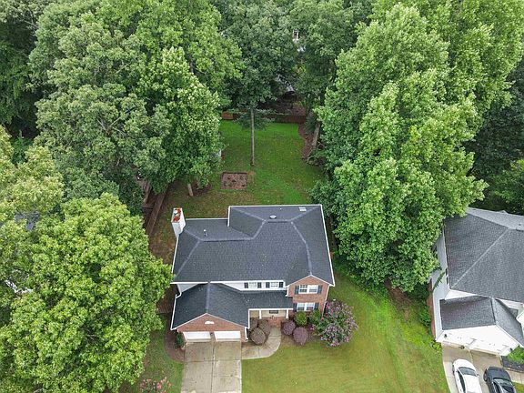 2nd image of 196 Timberleaf Dr