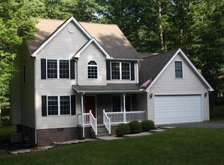 113 Goldfinch Dr, Shady Spring, WV 25918