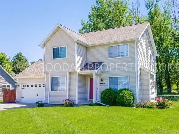 2420 Pine Ct, Van Meter, IA 50261